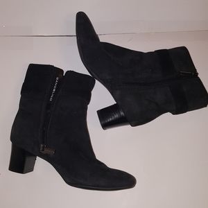 BANDOLINO Black Heel Booties Women's Size 6